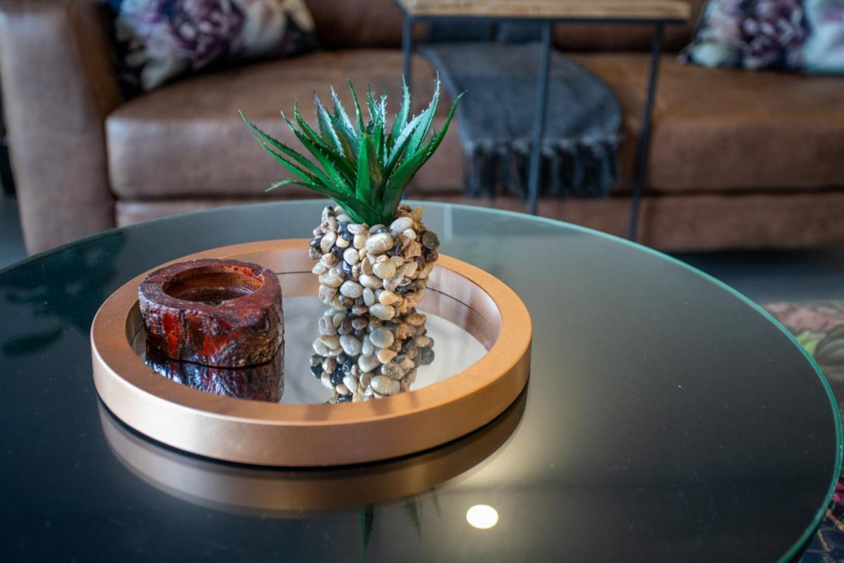 Stylish 1 Bedroom Eastpoint Apartment