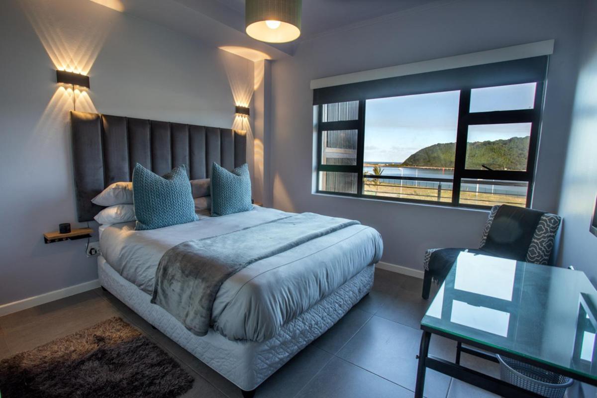 Stylish 1 Bedroom Eastpoint Durban
